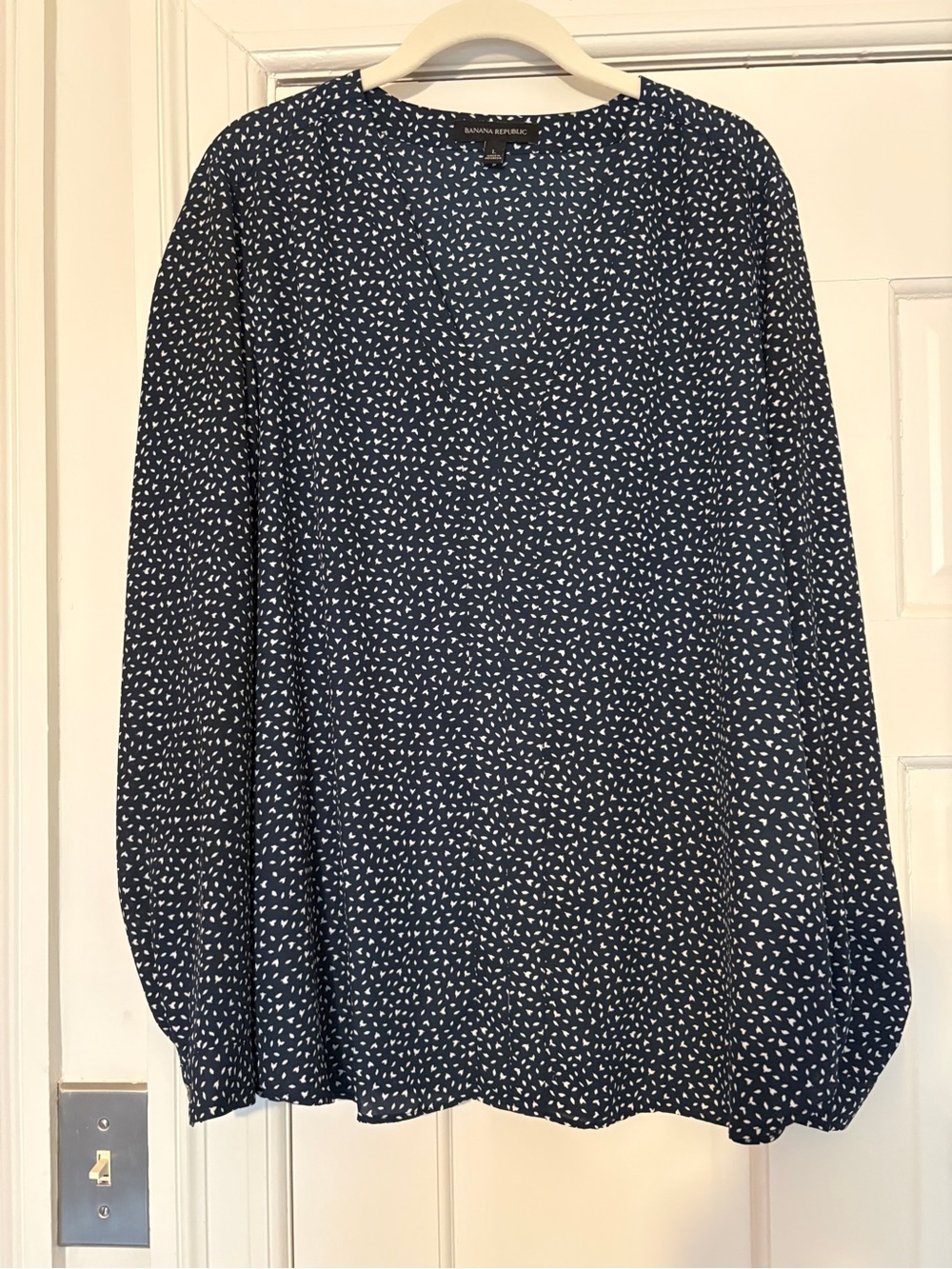 Banana Republic v-neck blouse